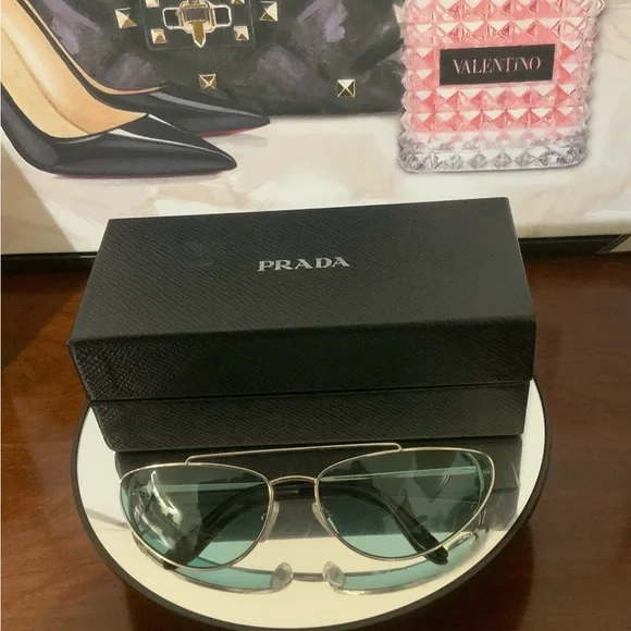 Prada | Accessories | Prada Nwt Catwalk Sunglasses | Poshmark display picture 2